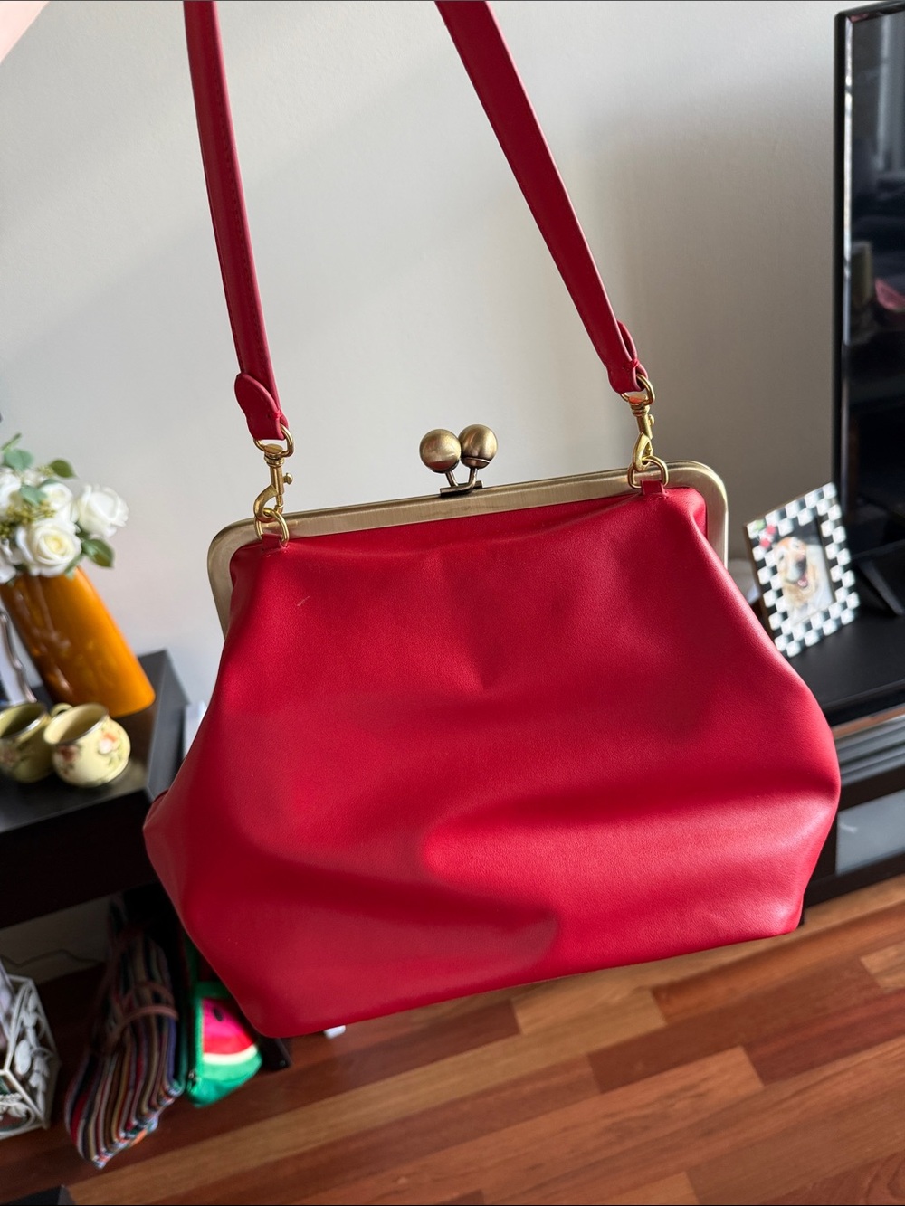 Red kisslock bag (large)